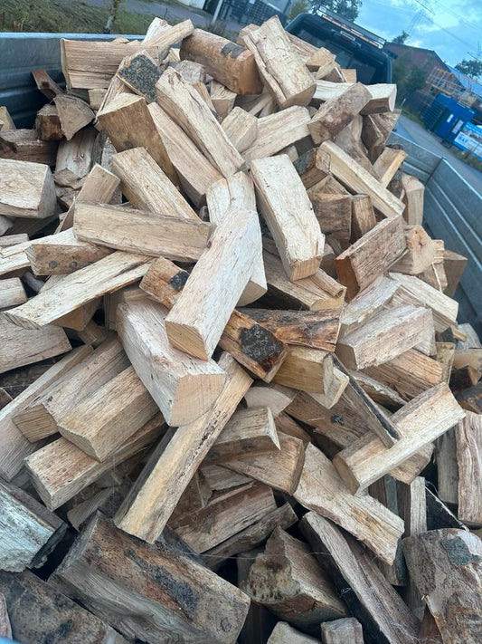 Hartholz-Mix (Buche, Eiche, Esche) – Lose geschüttet / 28–33 cm